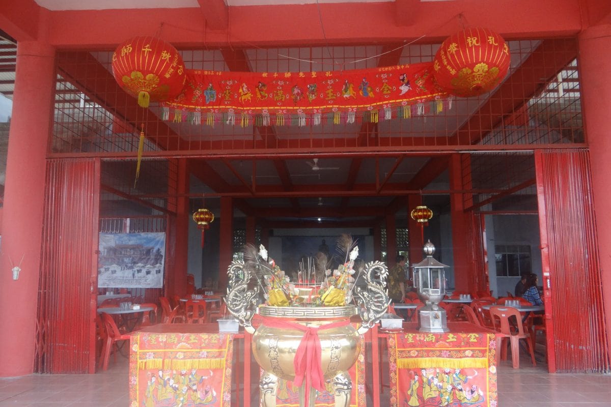 Li Thang Kong Hu Cu Bengkong